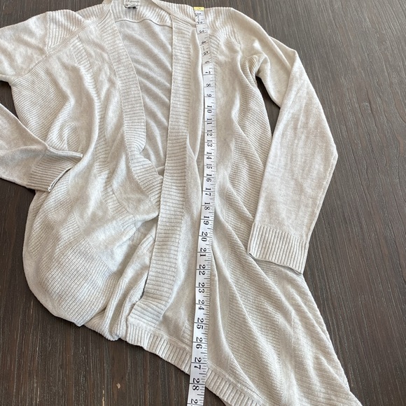 Dynamite wrap in lovely cream Colour in size extra small. - Picture 6 of 7